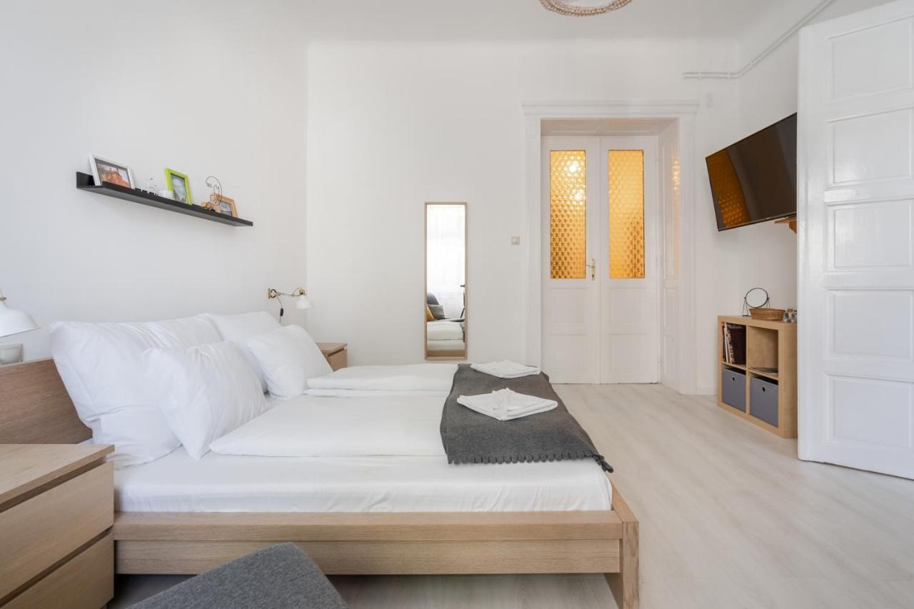 Gellert Mountain Apartment Budapest Exterior photo